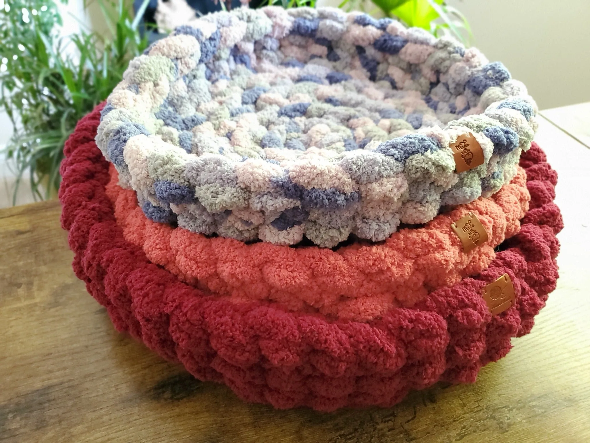 14" Chenille Pet Bed