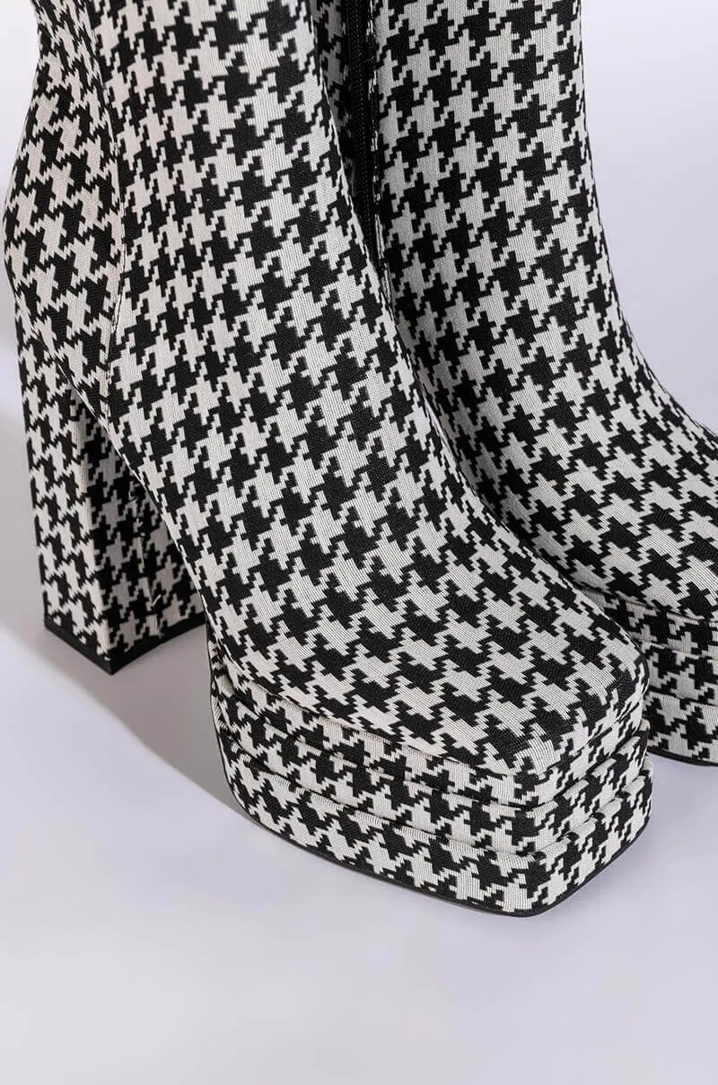 AZALEA WANG CAYENNE HOUNDSTOOTH CHUNKY BOOTIE IN BLACK WHITE