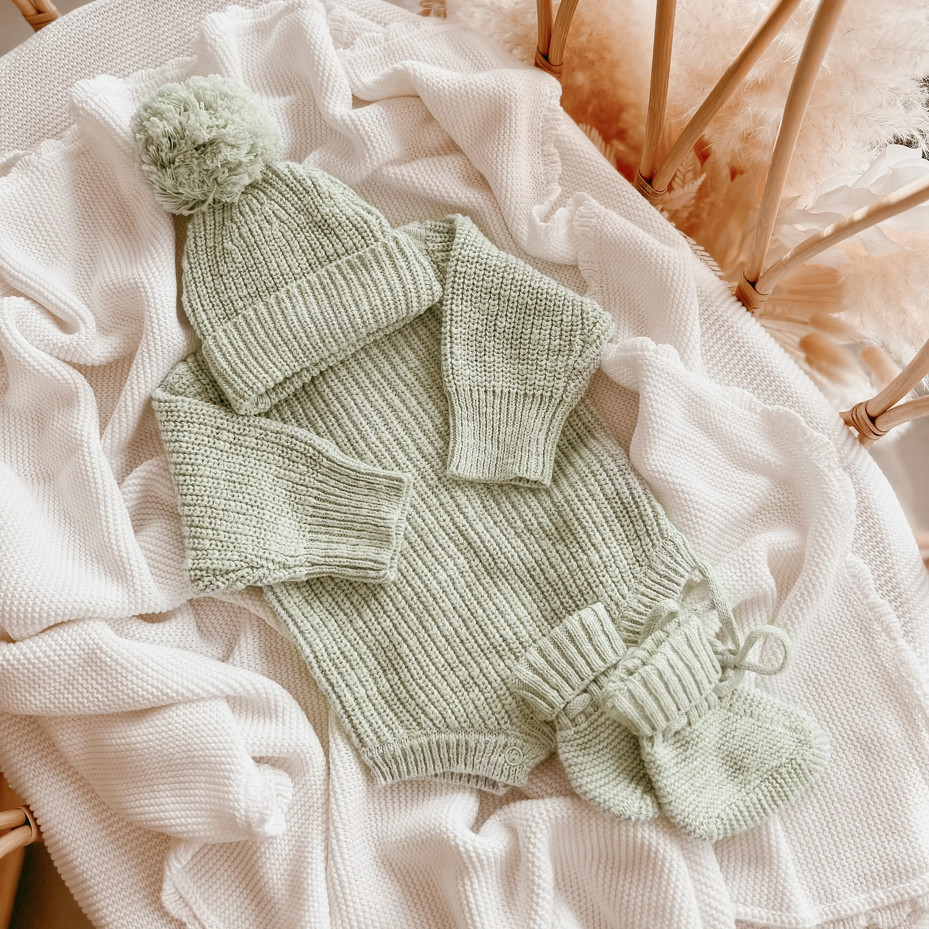 Chunky Knit Booties - Newborn-6M - Pear