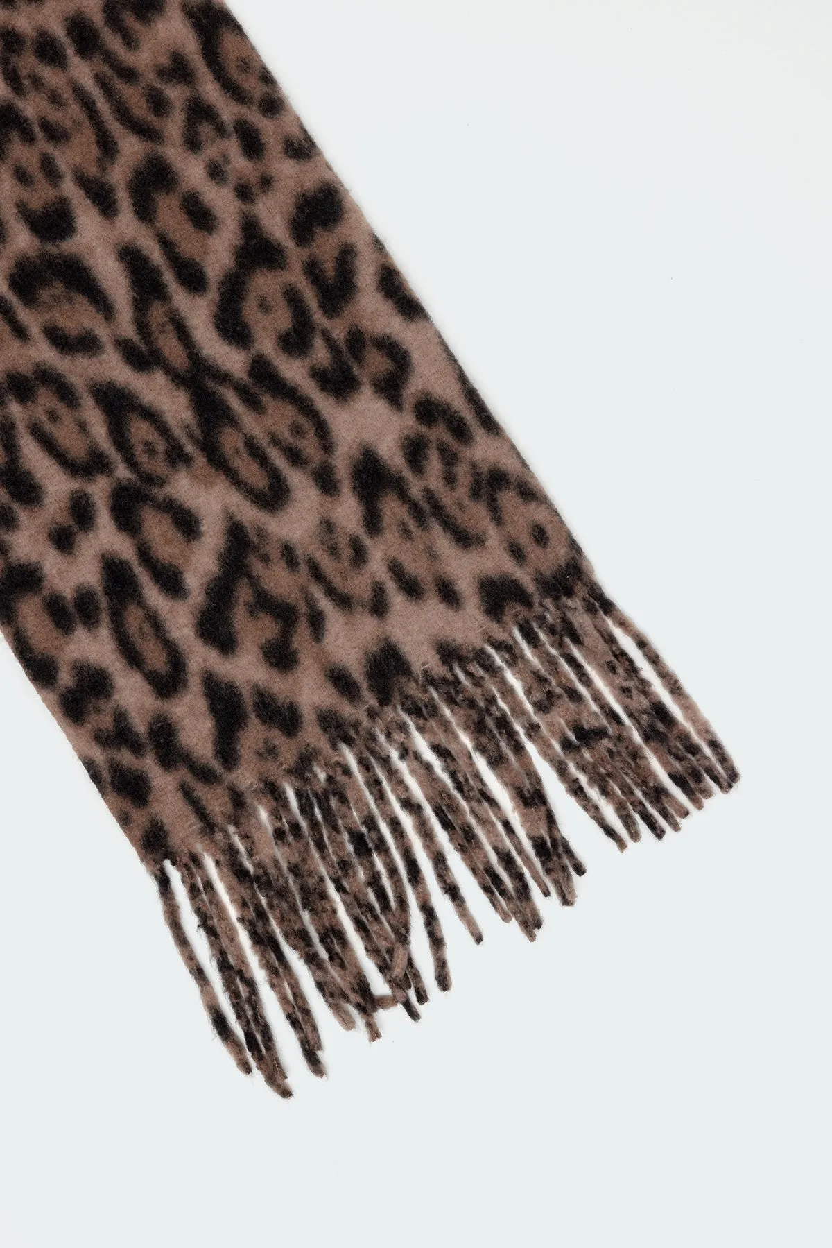 Chunky Leopard Scarf