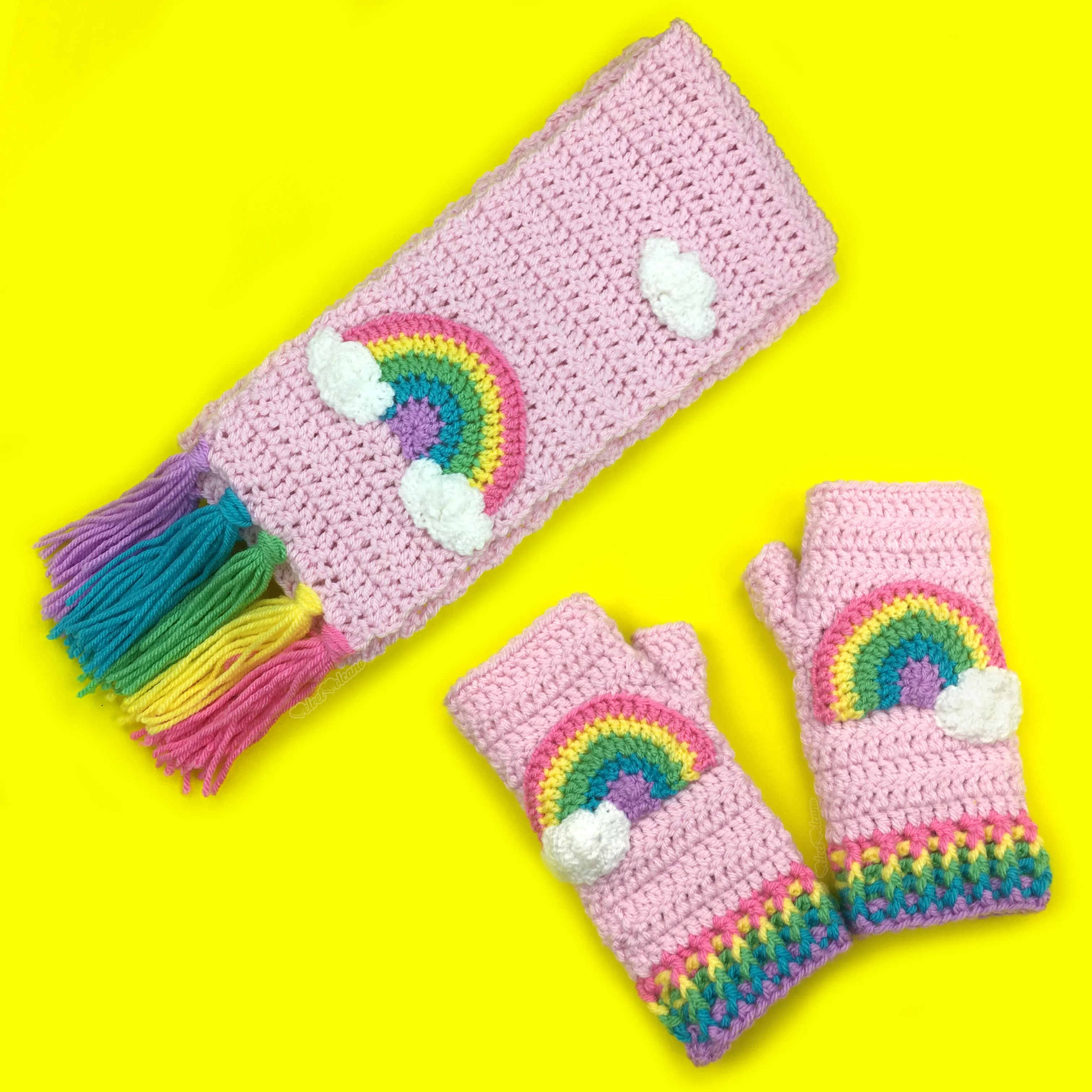 Chunky Pastel Rainbow Cloud Scarf & Fingerless Gloves Set (Baby Pink)