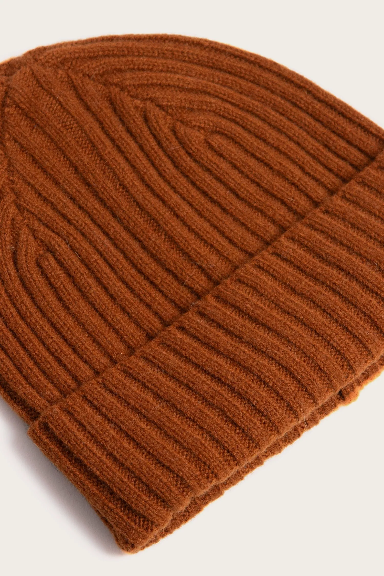 Chunky Ribbed Beanie / Sienna