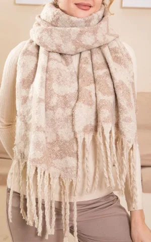 Cozy Leo Scarf