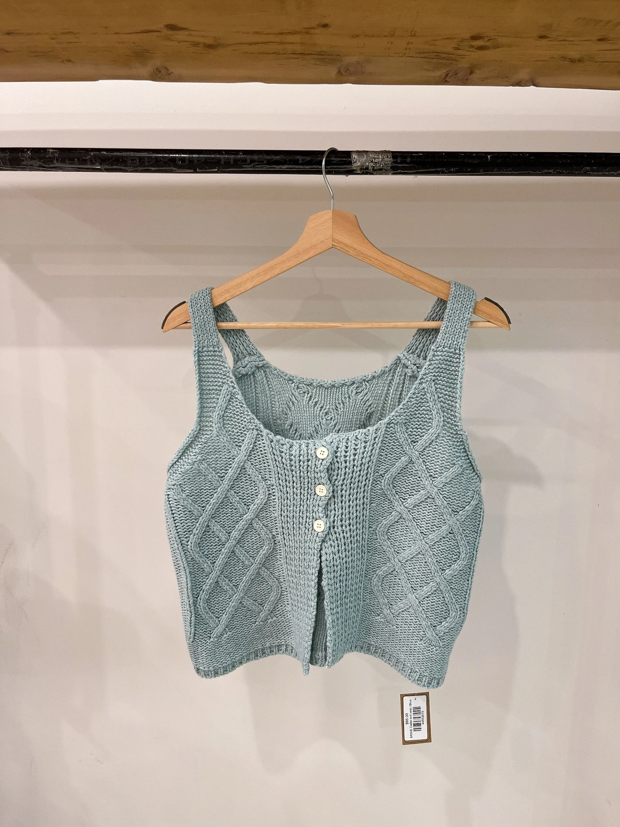 MOVE Cable knit vest