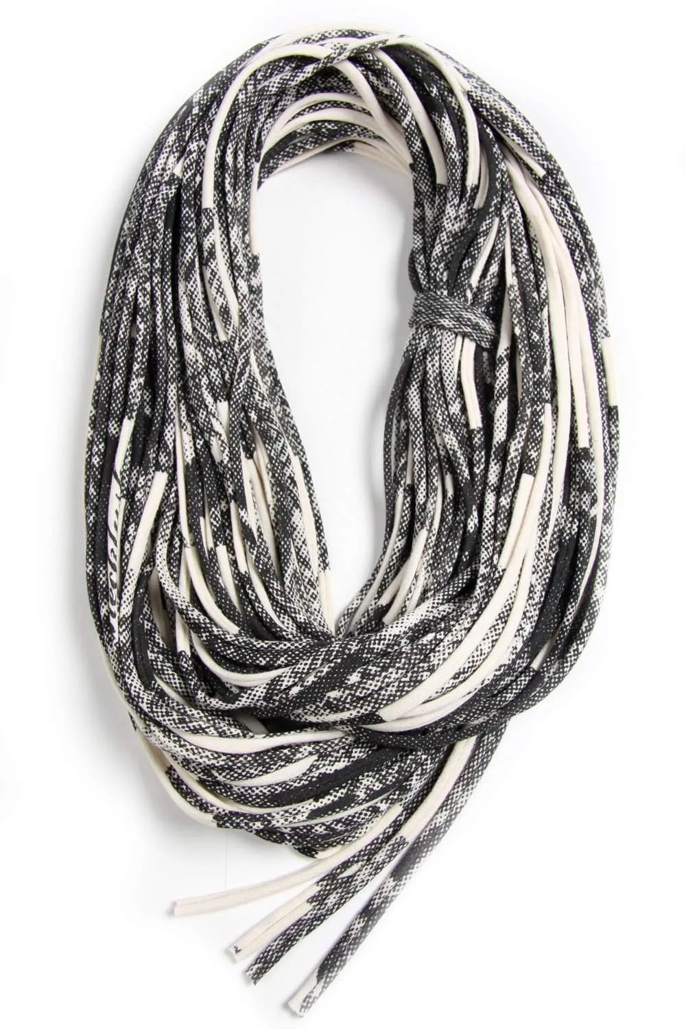 Necklush Chunky Scarf / Cream White & Black / Unisex