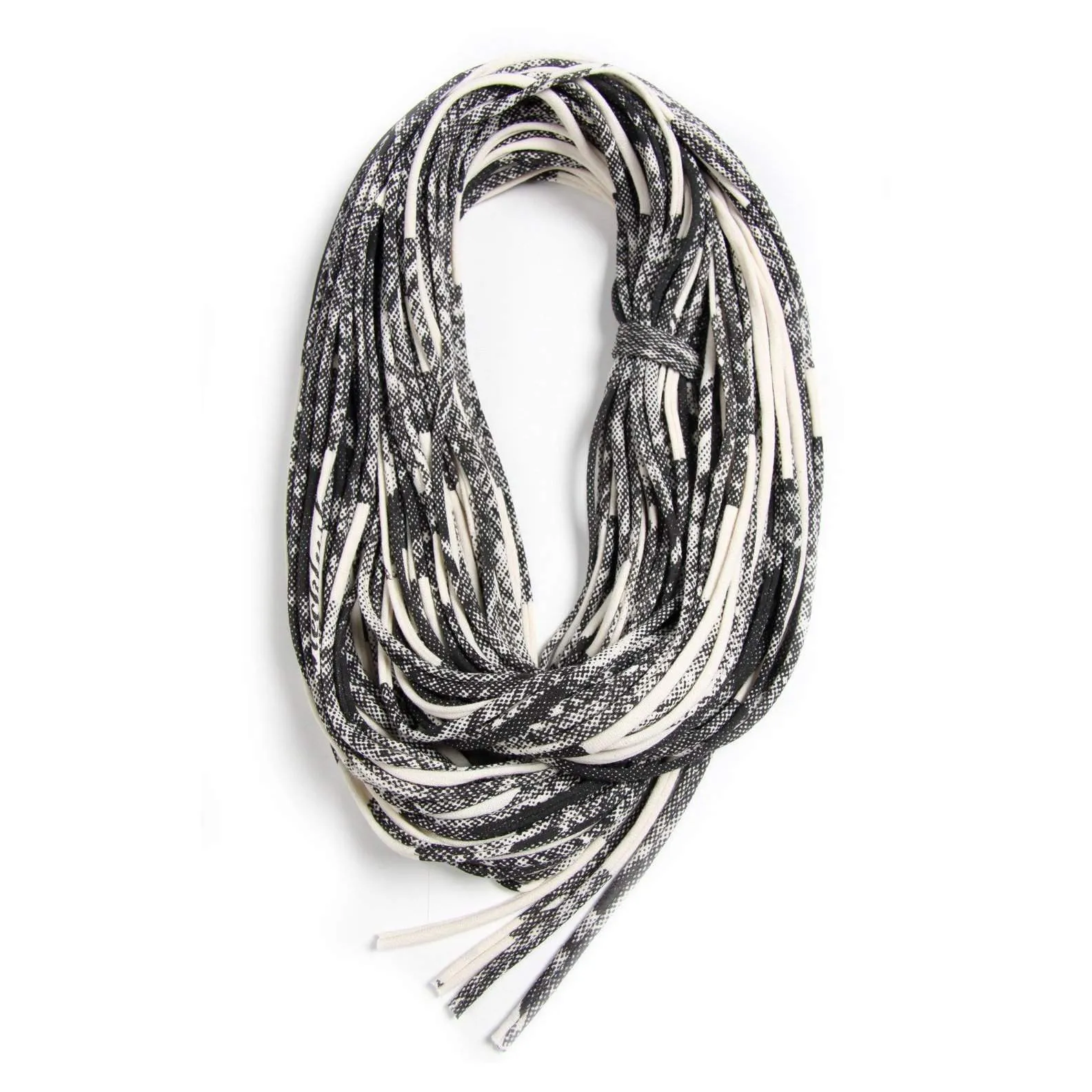 Necklush Chunky Scarf / Cream White & Black / Unisex