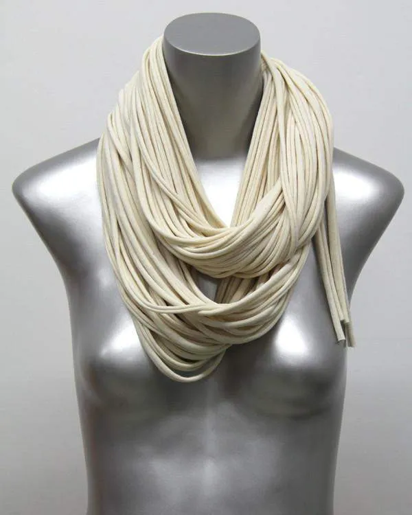 Necklush Chunky Scarf / Cream White / Unisex