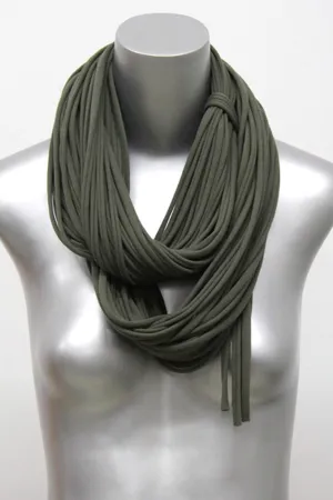 Necklush Chunky Scarf / Military Green / Unisex