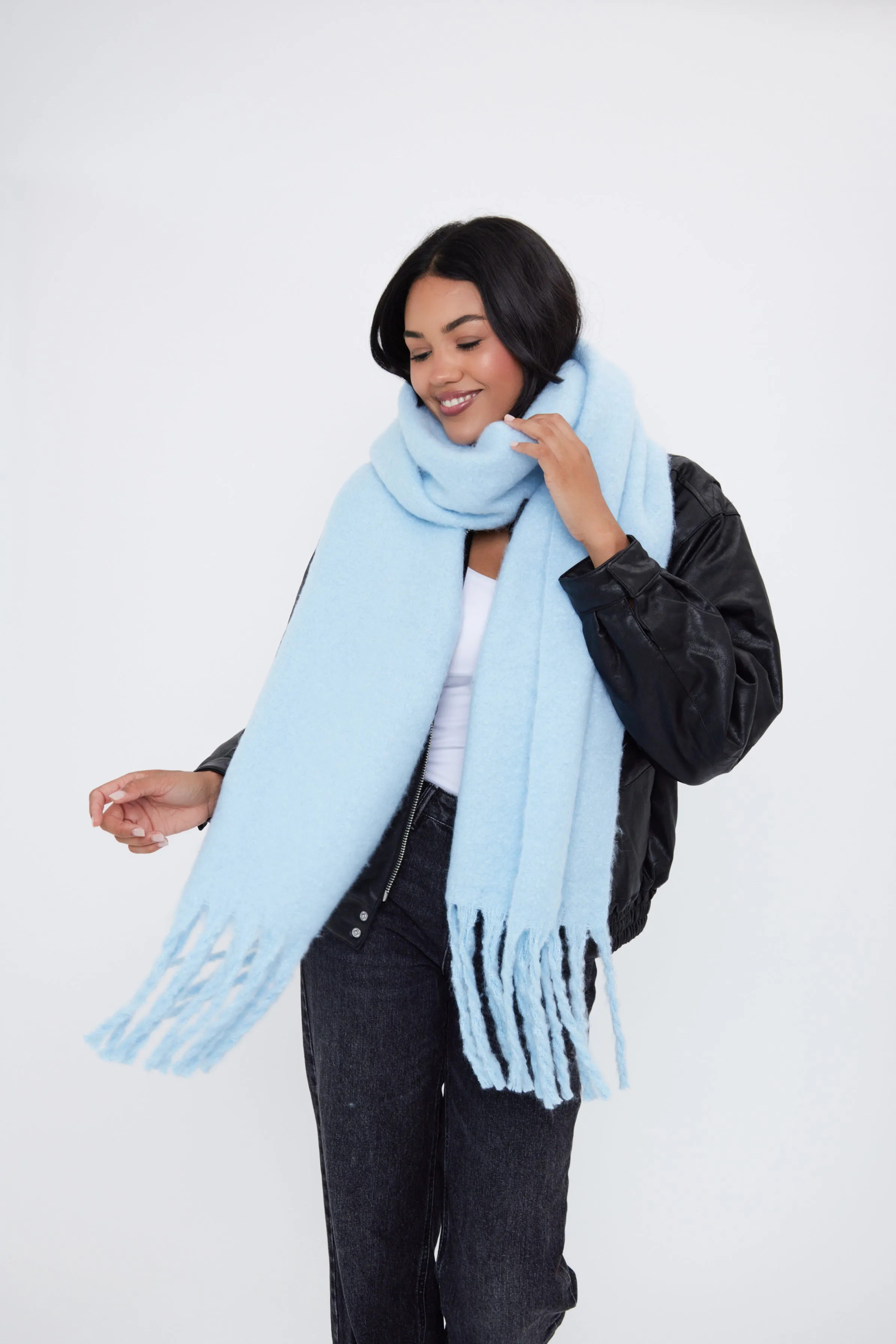 Oversized Chunky Blanket Scarf in Glacial Blue