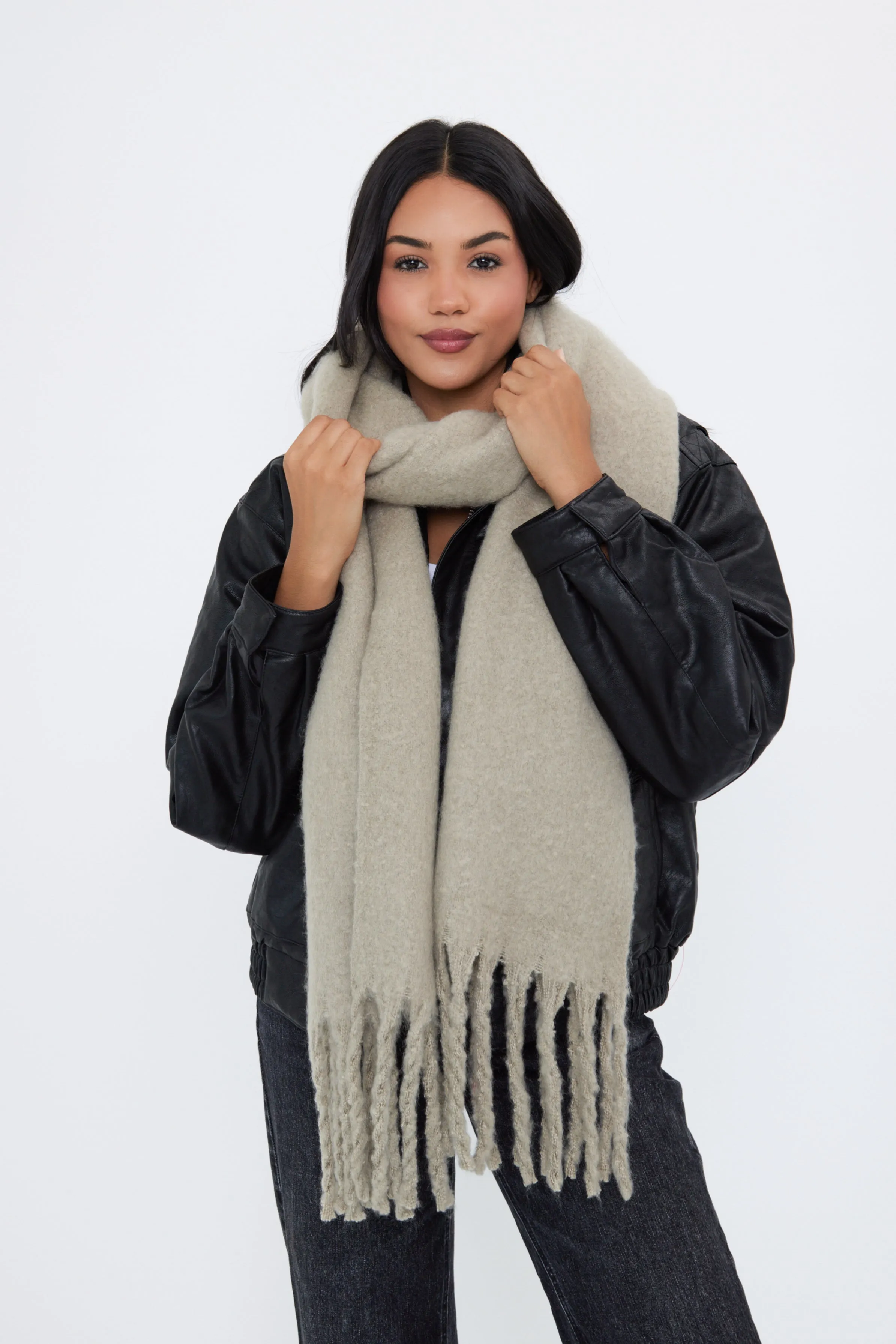 Oversized Chunky Blanket Scarf in Grey Beige