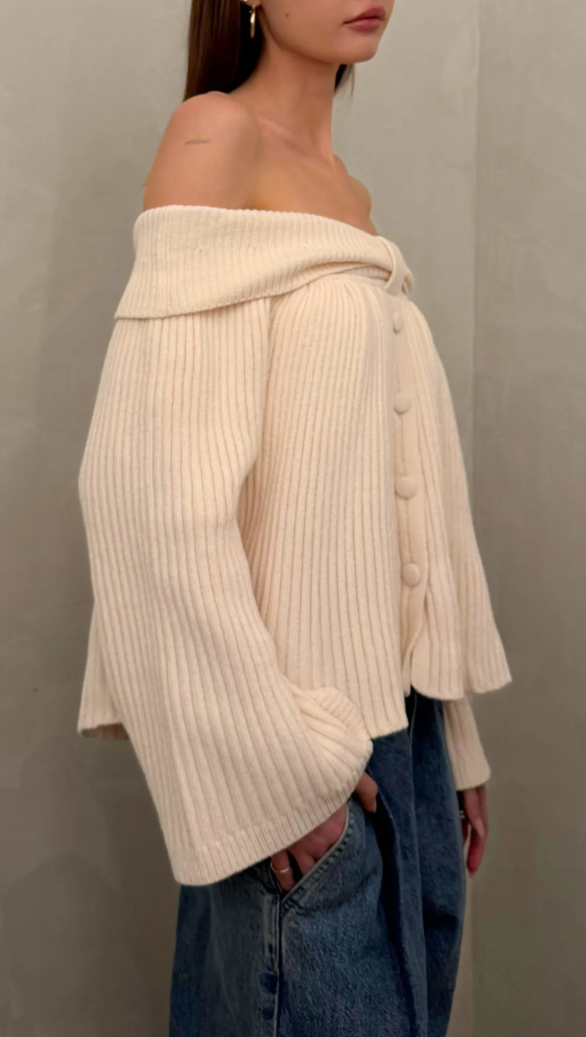 Paola Off Shoulder Sweater - Cream White